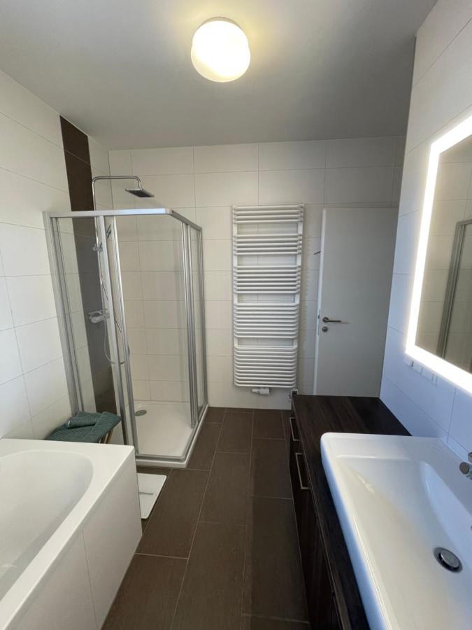 Penthouse Wohnung Am Radweg Mit Dachterasse Вайдхофен-ан-дер-Тайя Экстерьер фото