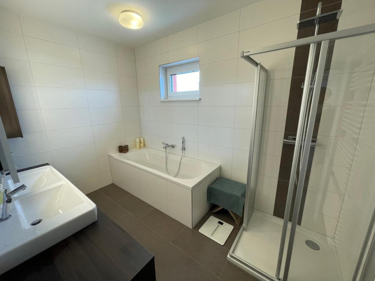 Penthouse Wohnung Am Radweg Mit Dachterasse Вайдхофен-ан-дер-Тайя Экстерьер фото