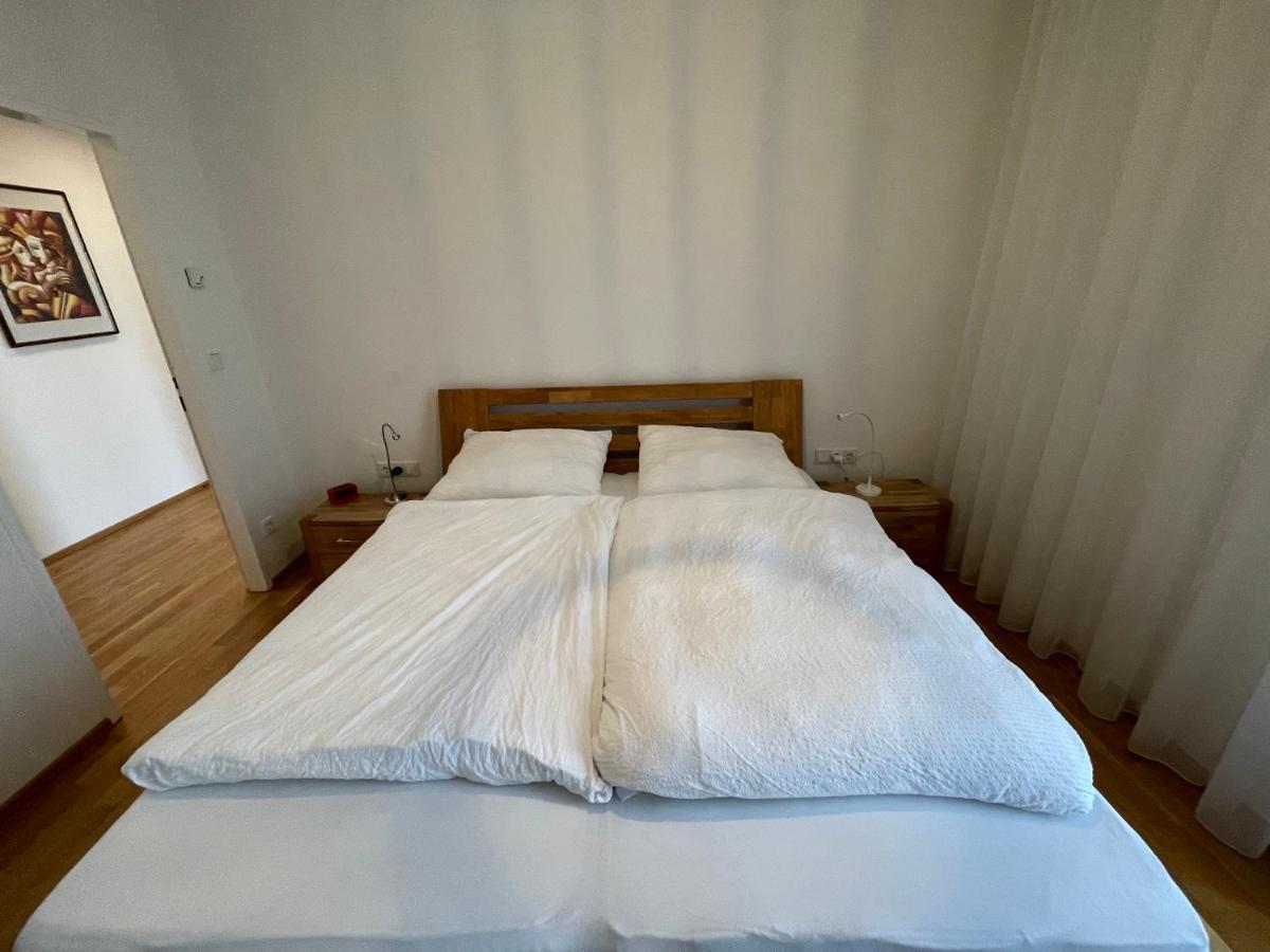 Penthouse Wohnung Am Radweg Mit Dachterasse Вайдхофен-ан-дер-Тайя Экстерьер фото